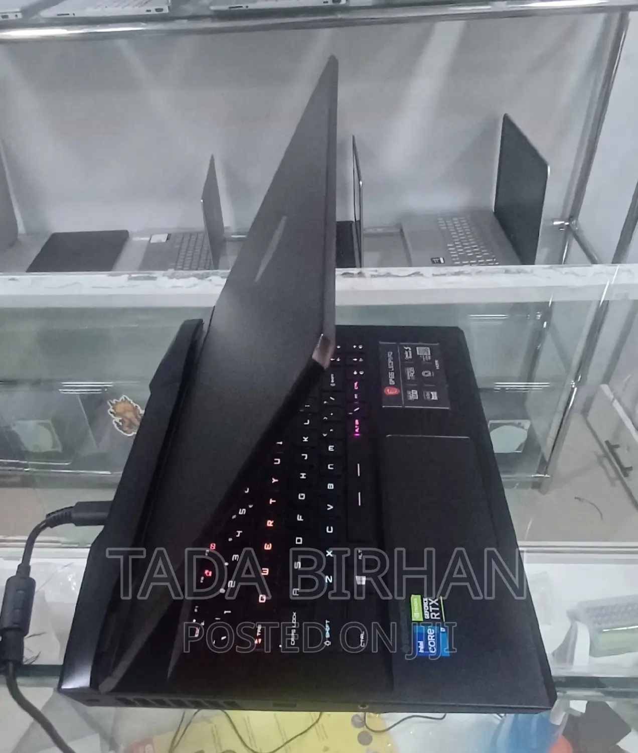 New Laptop MSI GE66 Raider 16GB Intel Core I7 SSD 1T