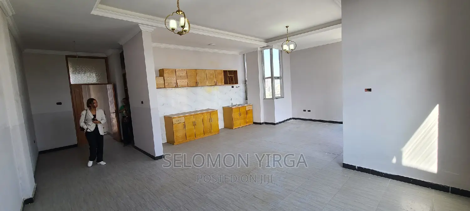 3bdrm Apartment in Ades Abba, Bole for rent