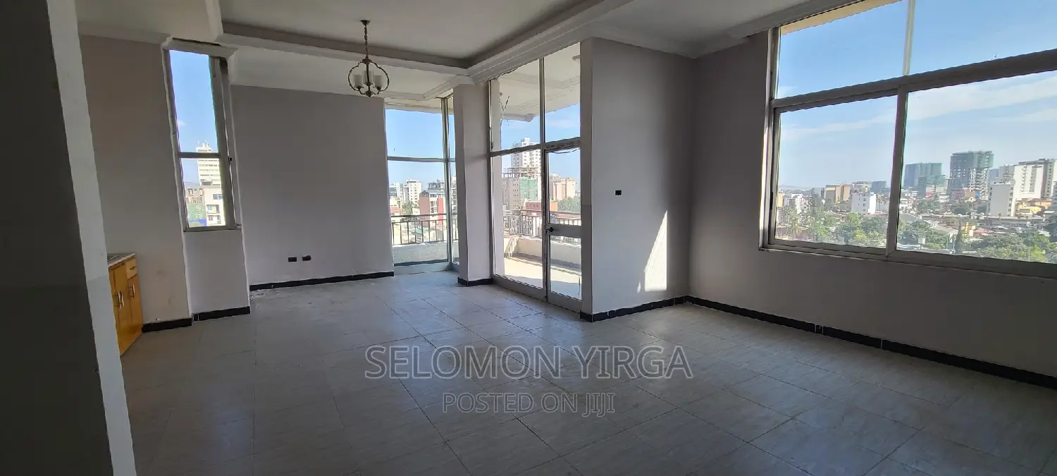 3bdrm Apartment in Ades Abba, Bole for rent