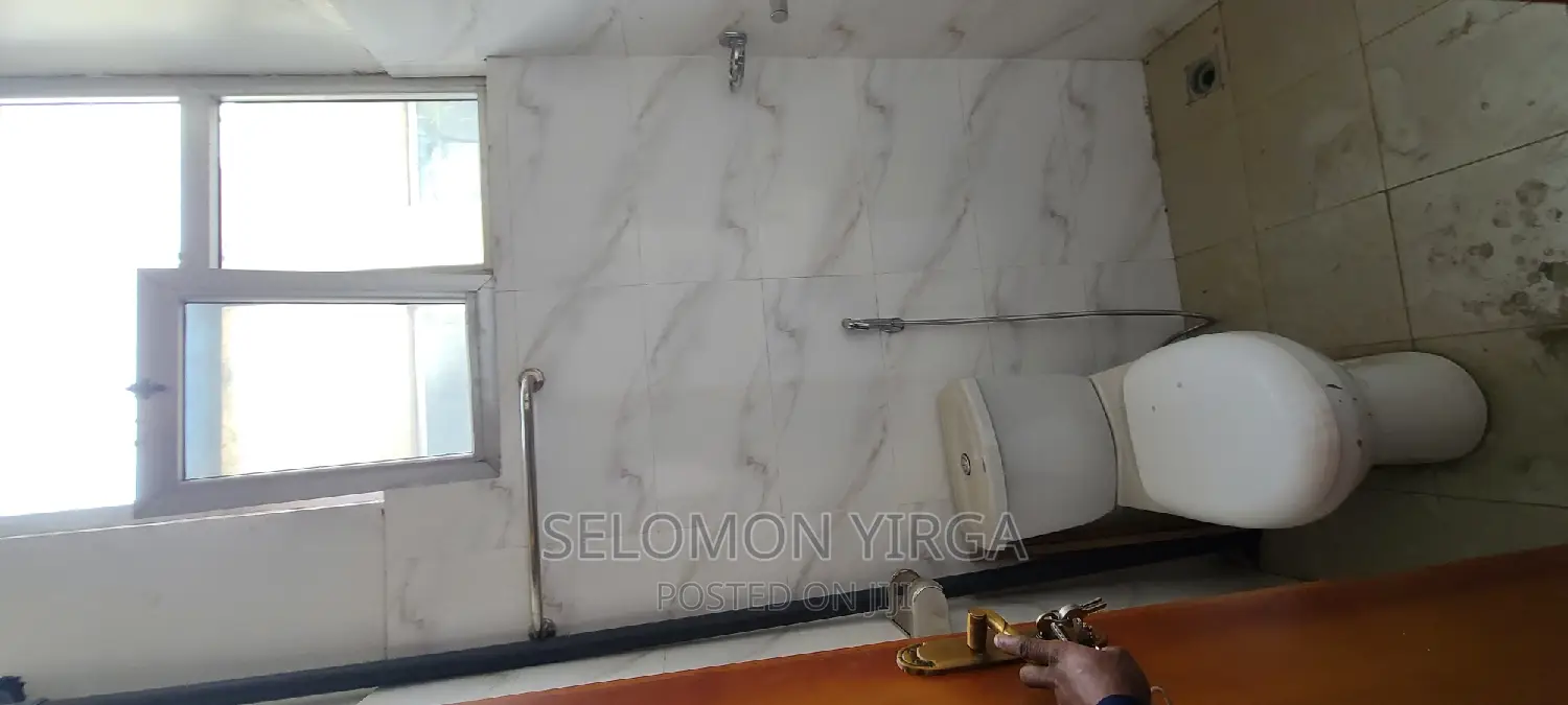 3bdrm Apartment in Ades Abba, Bole for rent