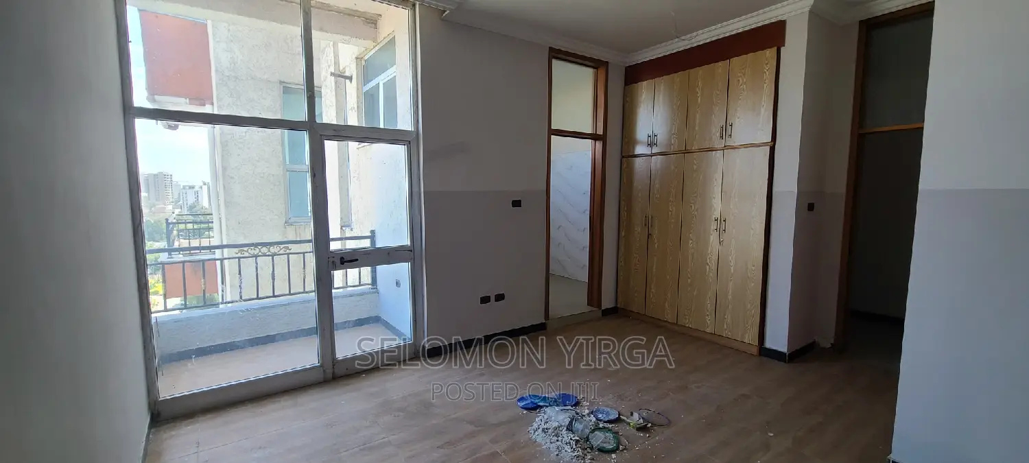 3bdrm Apartment in Ades Abba, Bole for rent
