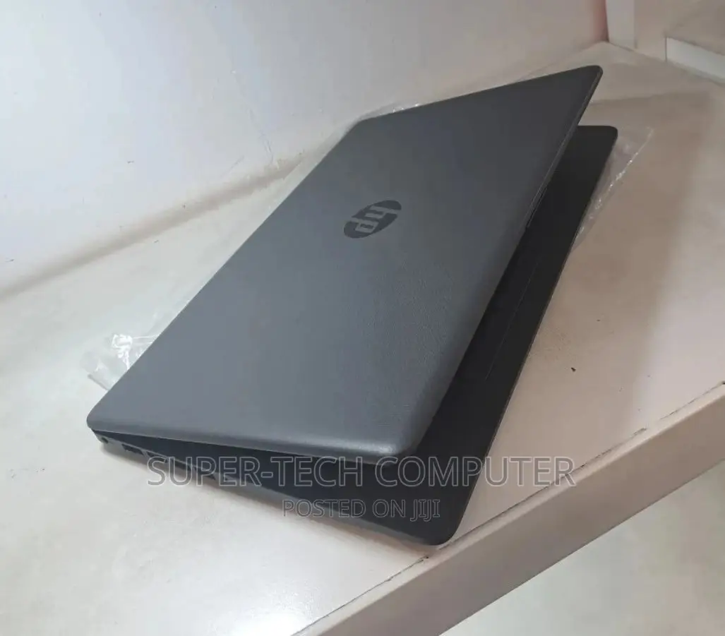 New Laptop HP Stream Notebook 8GB Intel Core I5 HDD 1T