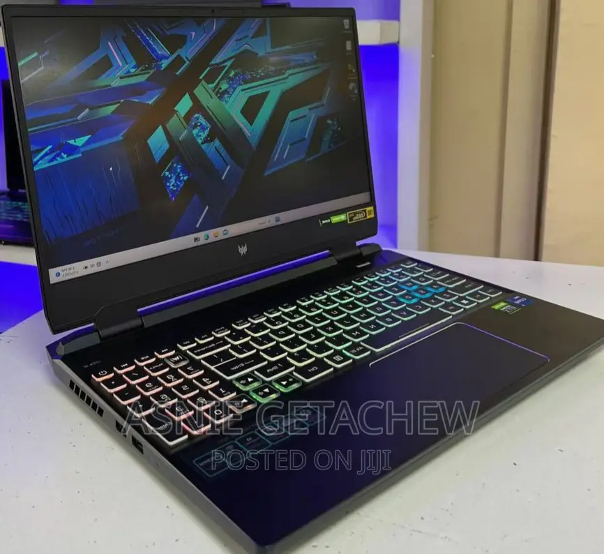 New Laptop Acer Predator Helios 300 8GB Intel Core I7 SSD 1T