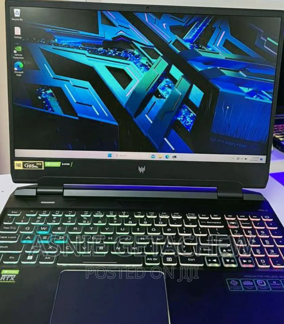 New Laptop Acer Predator Helios 300 8GB Intel Core I7 SSD 1T