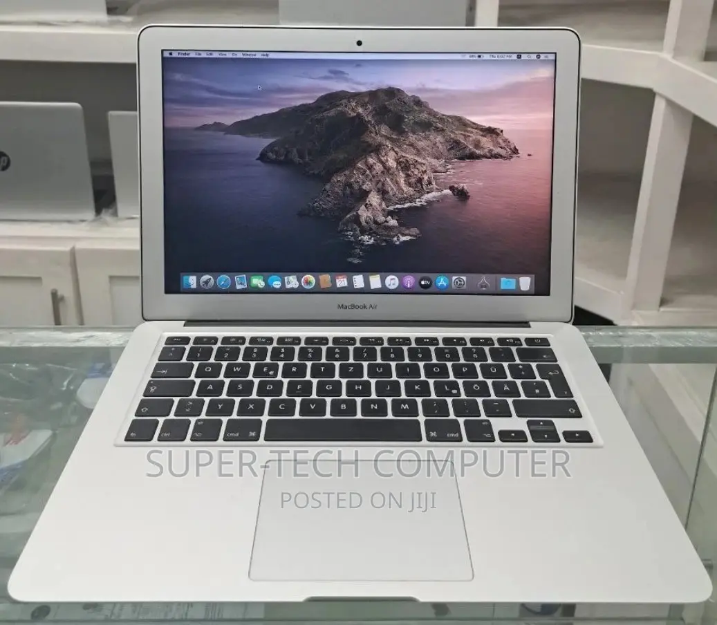 New Laptop Apple MacBook Air 2015 8GB Intel Core I7 SSD 128GB