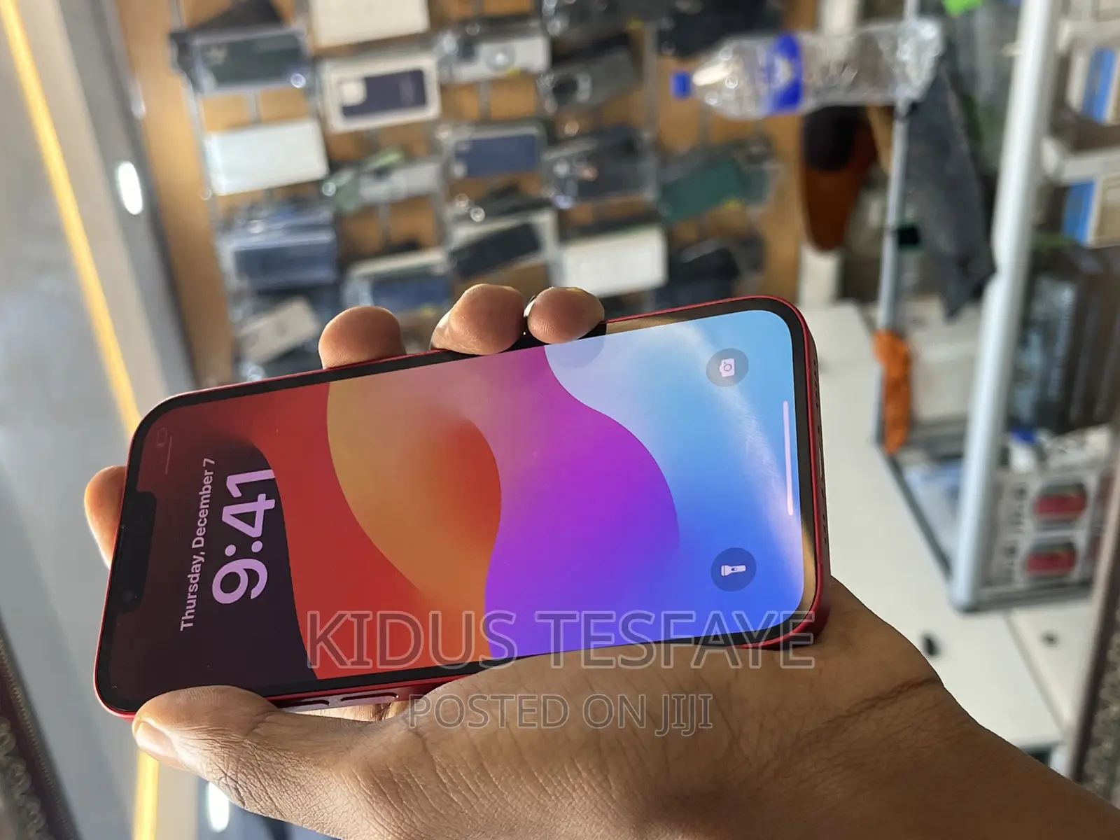 Apple iPhone 13 128 GB Red