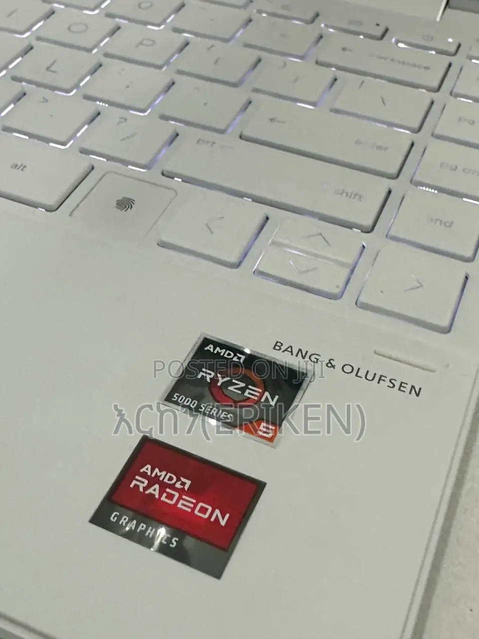 New Laptop HP Envy X360 8GB AMD Ryzen 5 SSD 512GB