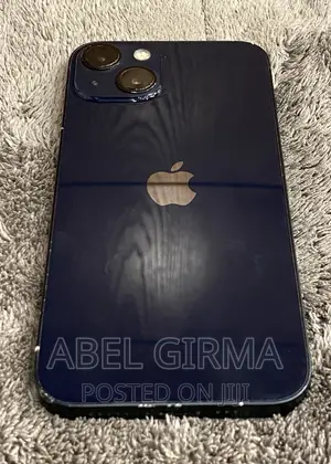 Photo - Apple iPhone 13 256 GB Blue