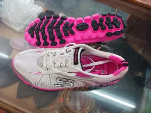 Photo - Skechers Snicker Shoes