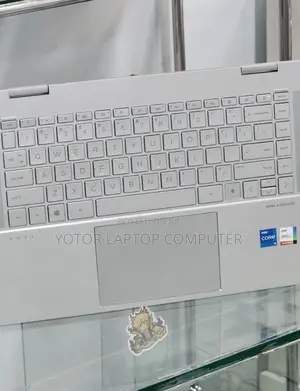 New Laptop HP Envy X360 8GB Intel Core I5 SSD 512GB