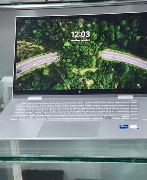 New Laptop HP Envy X360 8GB Intel Core I5 SSD 512GB