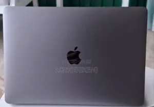 New Laptop Apple MacBook Pro 2019 8GB Intel Core I5 SSD 128GB