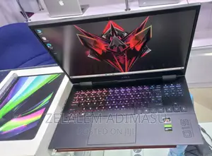 Photo - New Laptop HP EliteBook 840 16GB Intel Core I7 SSD 512GB