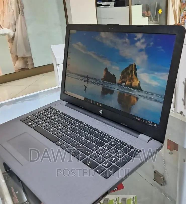 New Laptop HP Stream Notebook 8GB Intel Core I7 HDD 1T