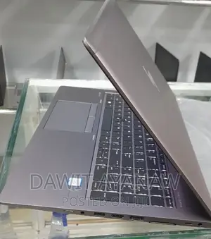 New Laptop HP ZBook 14 8GB Intel Core I7 SSD 16 GB
