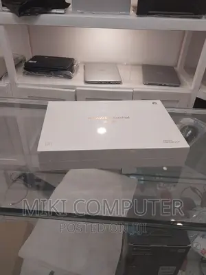 New Laptop Huawei MateBook 13 WRT-W19E 8GB Intel SSD 256GB