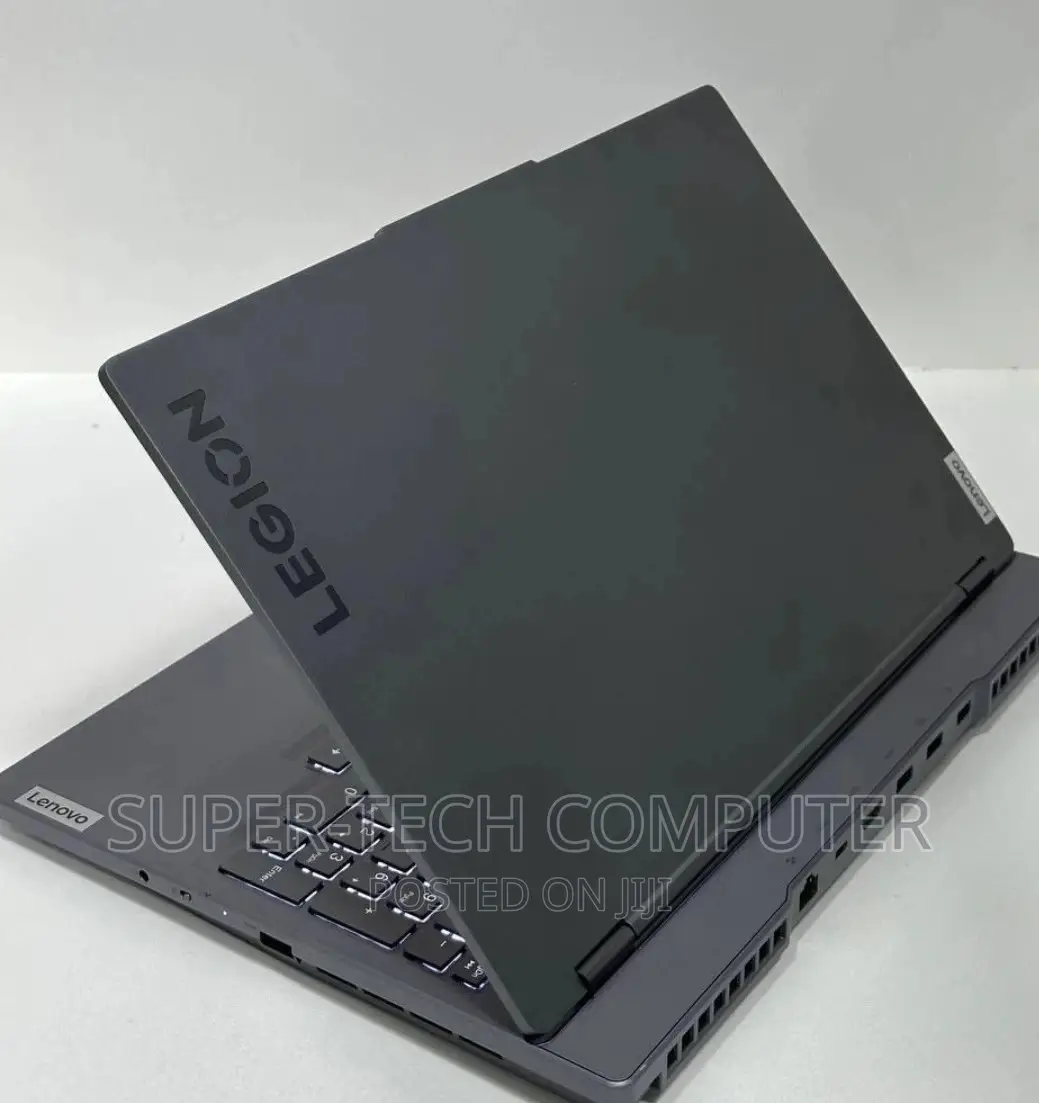New Laptop Lenovo Legion 5 16GB AMD Ryzen 7 SSD 512GB