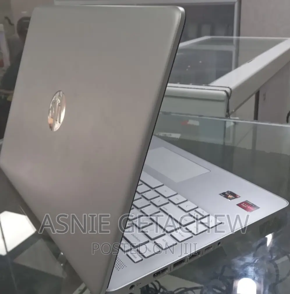 New Laptop HP Stream Notebook 8GB Intel Core I5 HDD 512GB