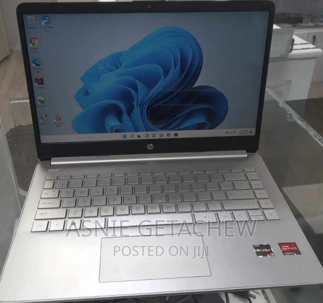 New Laptop HP Stream Notebook 8GB Intel Core I5 HDD 512GB