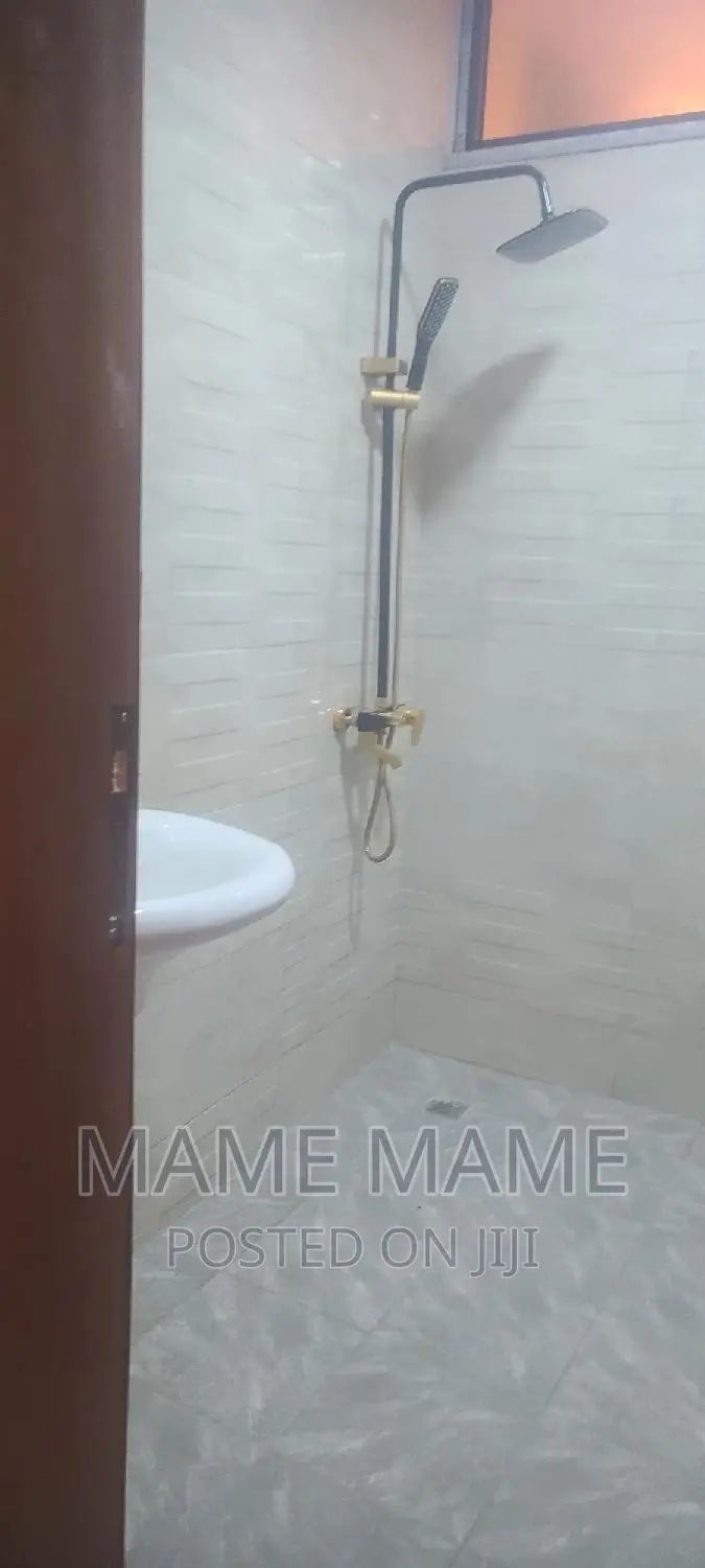 4bdrm Apartment in Addis Abeba, Bole for rent