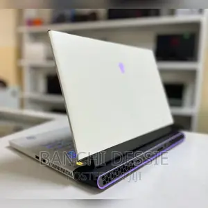 New Laptop Alienware M17x R2 16GB Intel Core I7 SSD 512GB