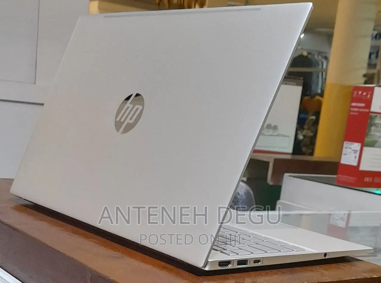 New Laptop HP Pavilion 15 16GB Intel Core I7 SSD 512GB
