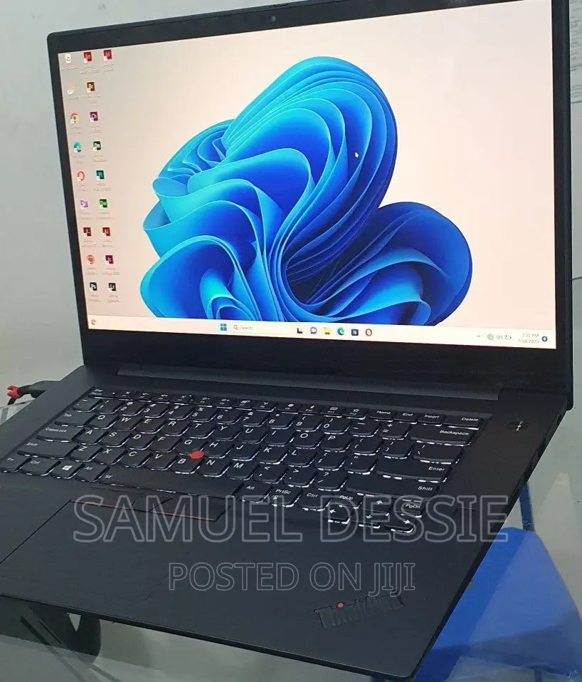 New Laptop Lenovo ThinkPad Yoga 16GB Intel Core I7 SSD 512GB
