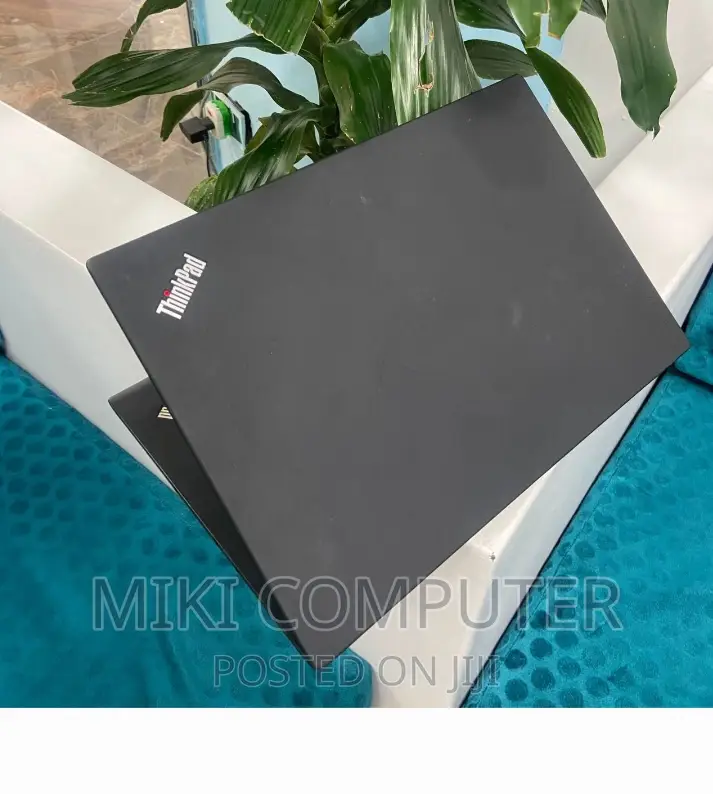 New Laptop Lenovo ThinkPad T480s 8GB Intel Core i5 SSD 256GB