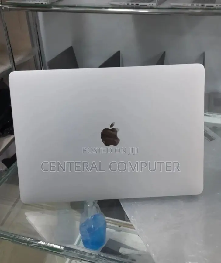 New Laptop Apple MacBook Air 2020 M1 8GB Apple M1 SSD 256GB