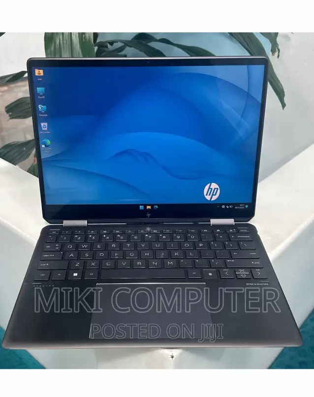 New Laptop HP Spectre X360 16GB Intel Core i7 SSD 1T