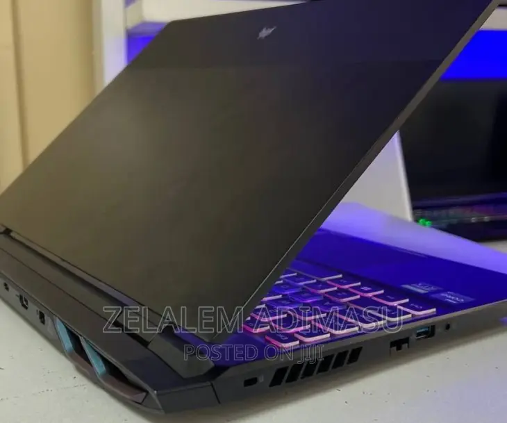 New Laptop Alienware Area-51m 32GB Intel Core I7 SSD 512GB