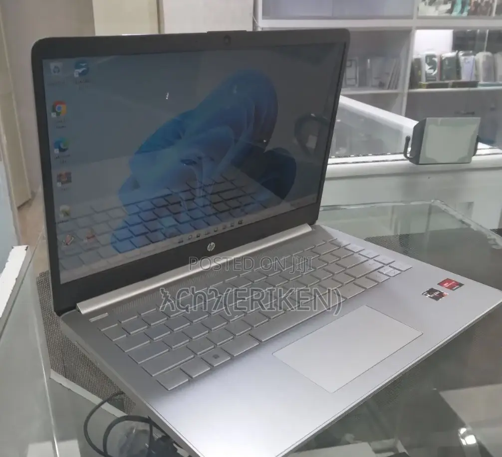 New Laptop HP Stream Notebook 8GB AMD Ryzen 3 SSD 512GB