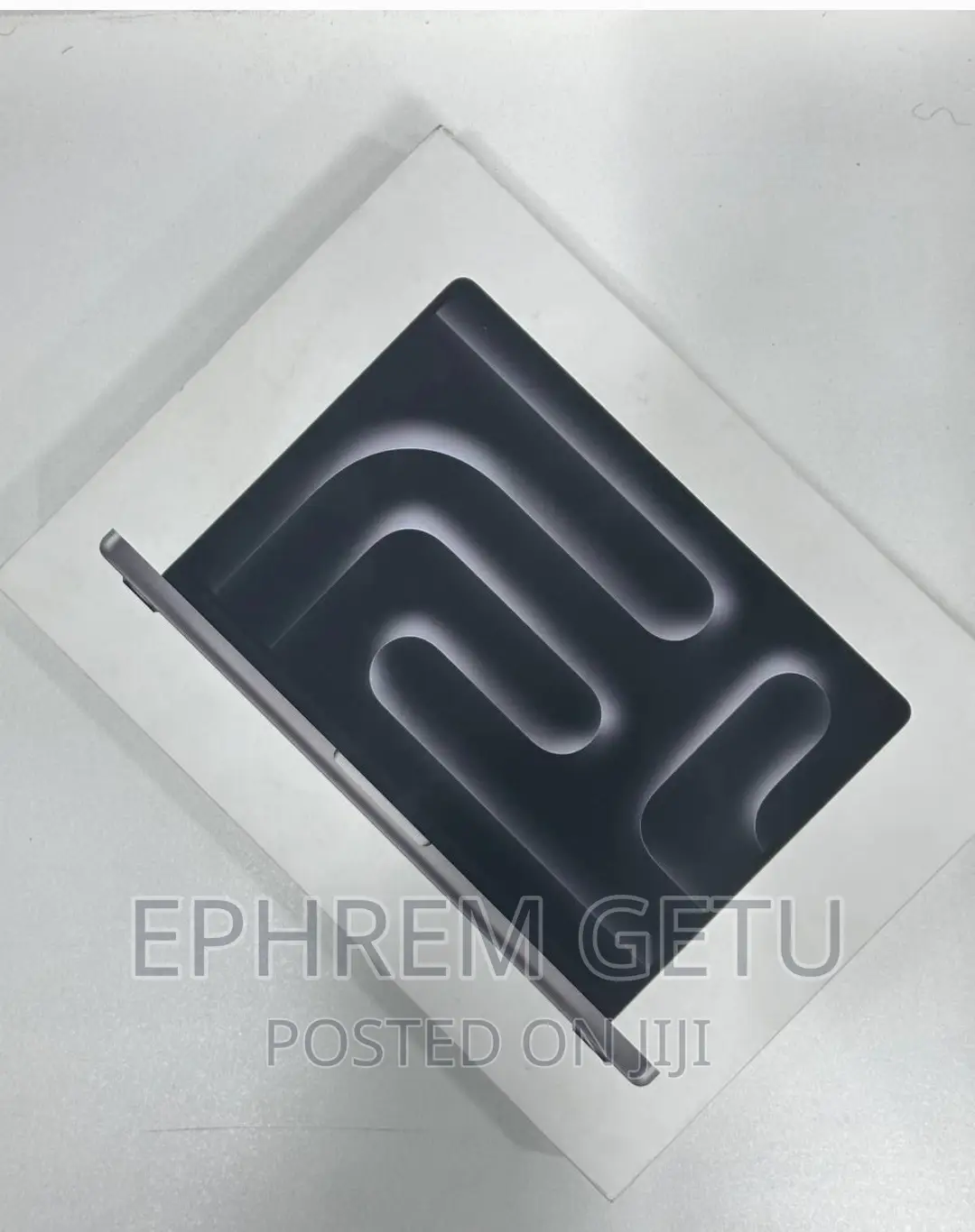 New Laptop Apple MacBook Pro 8GB Apple M3 Pro SSD 1T