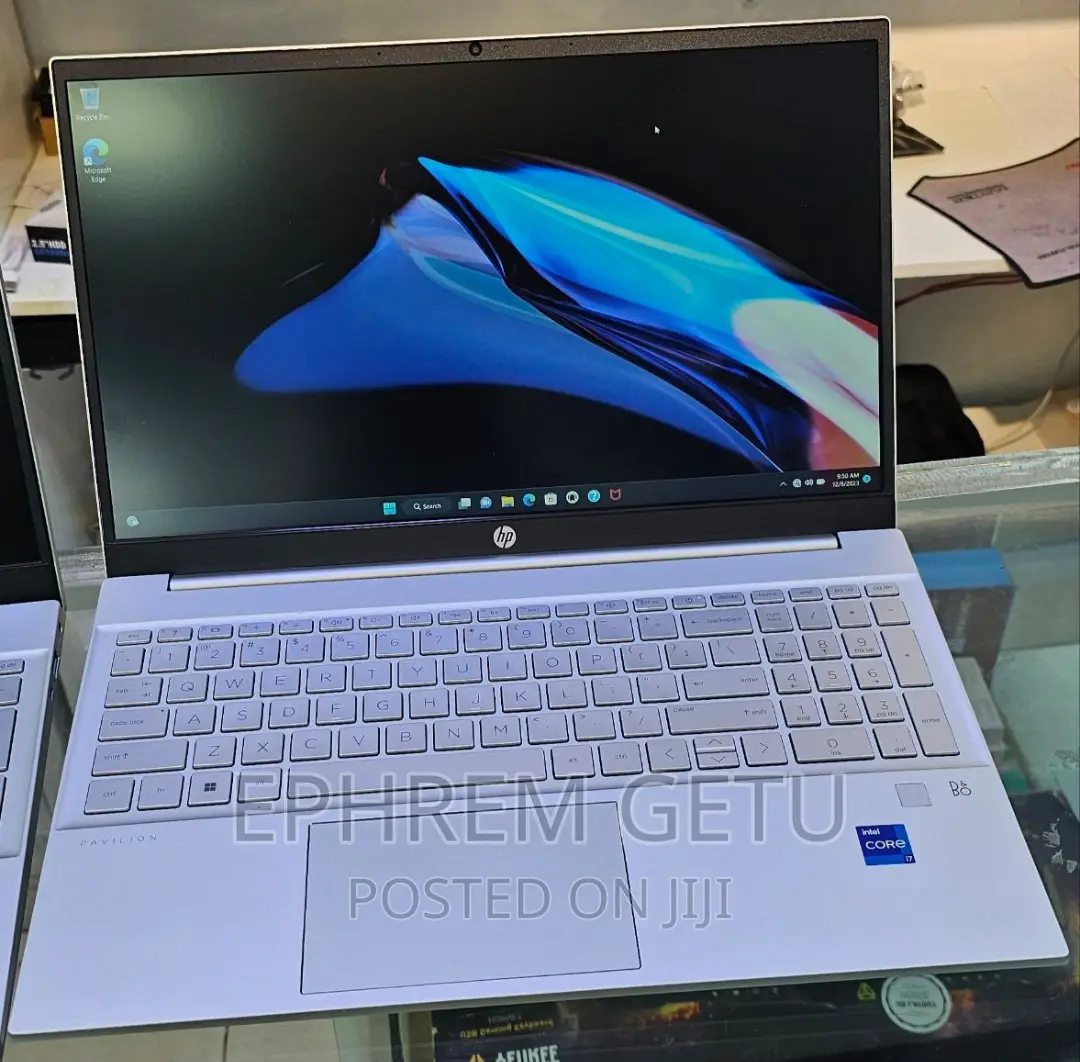 New Laptop HP Pavilion 15 16GB Intel Core I7 SSD 512GB