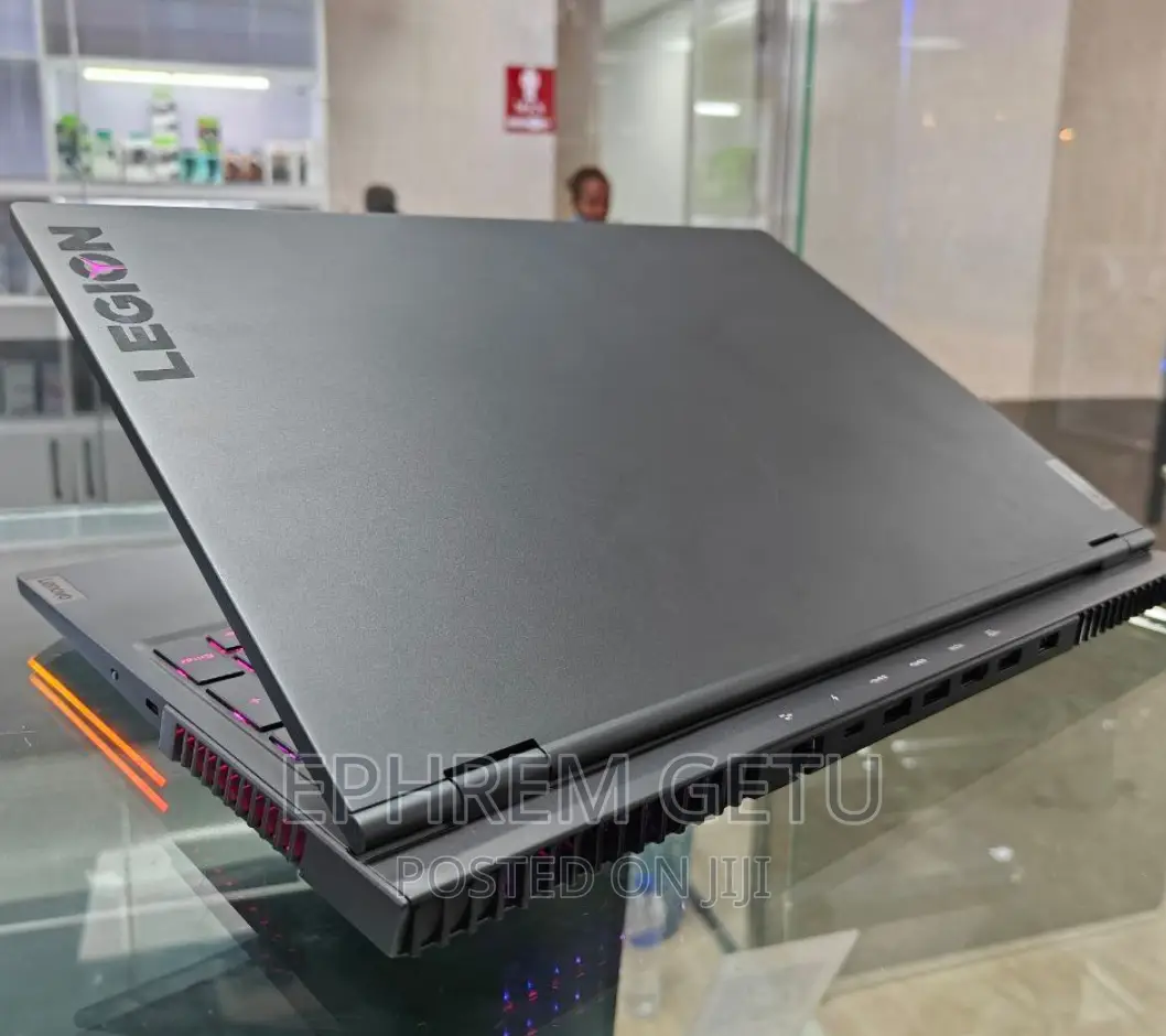 New Laptop Lenovo Legion 7 32GB Intel Core I7 SSD 1T
