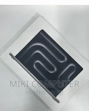 New Laptop Apple MacBook Pro 8GB Intel SSD 1T