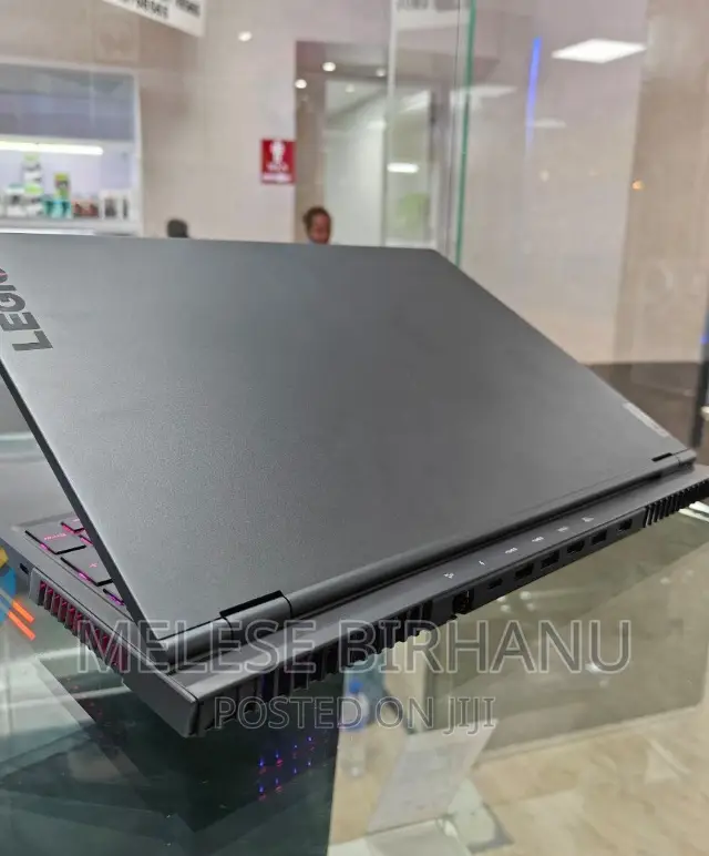 New Laptop Lenovo Legion 7 32GB Intel Core I7 SSD 512GB