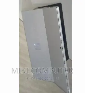 New Laptop Microsoft Surface 8GB Intel Core i7 SSD 256GB