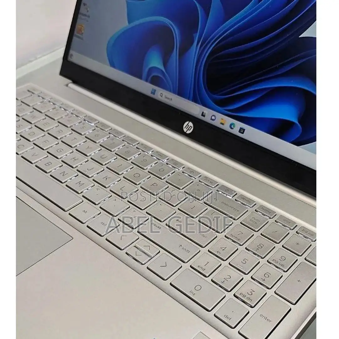 New Laptop HP Pavilion 11 16GB Intel Core I5 SSD 512GB