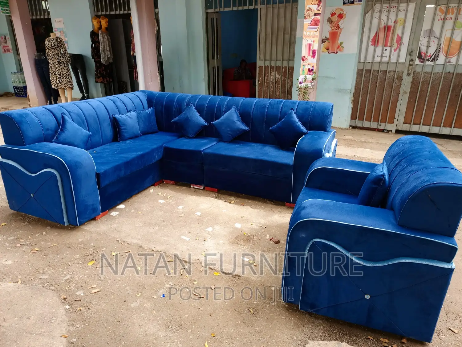 Corner L-Shape Sofa Made of Wooden Material Withe a Good