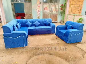 Corner L-Shape Sofa Made of Wooden Material Withe a Good