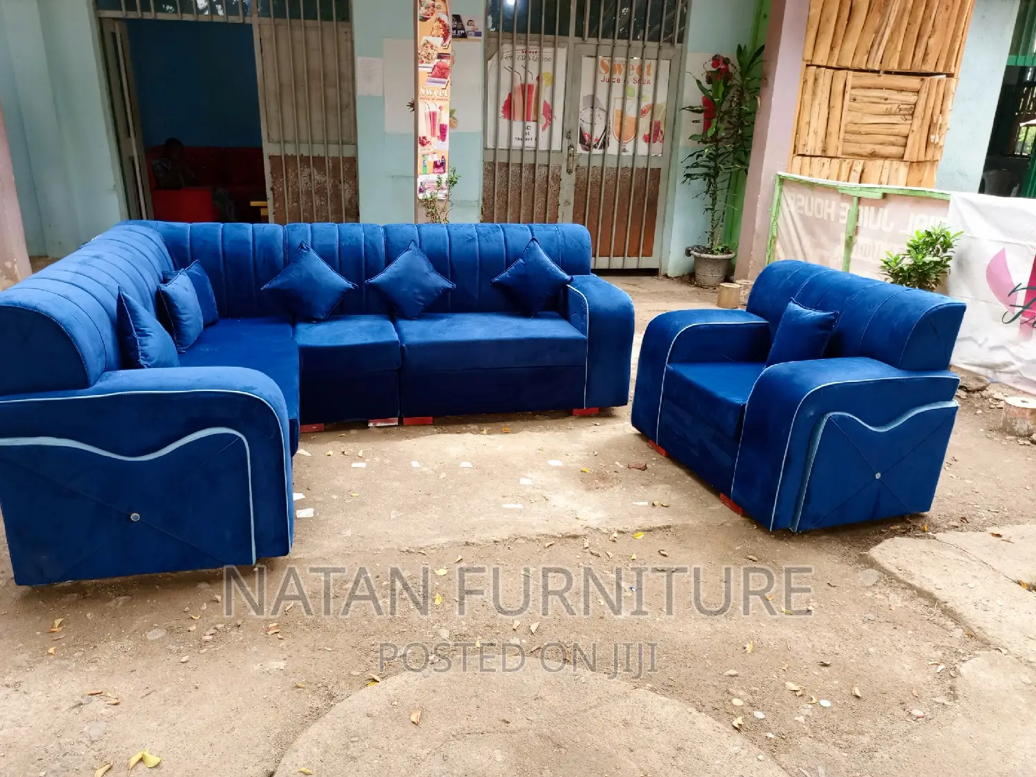 Corner L-Shape Sofa Made of Wooden Material Withe a Good