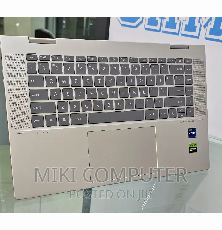 New Laptop HP Envy X360 16GB Intel Core I7 SSD 1T