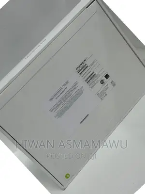 New Laptop Apple MacBook Pro 2023 M3 14-Inch 8GB Apple M3 SSD 1T