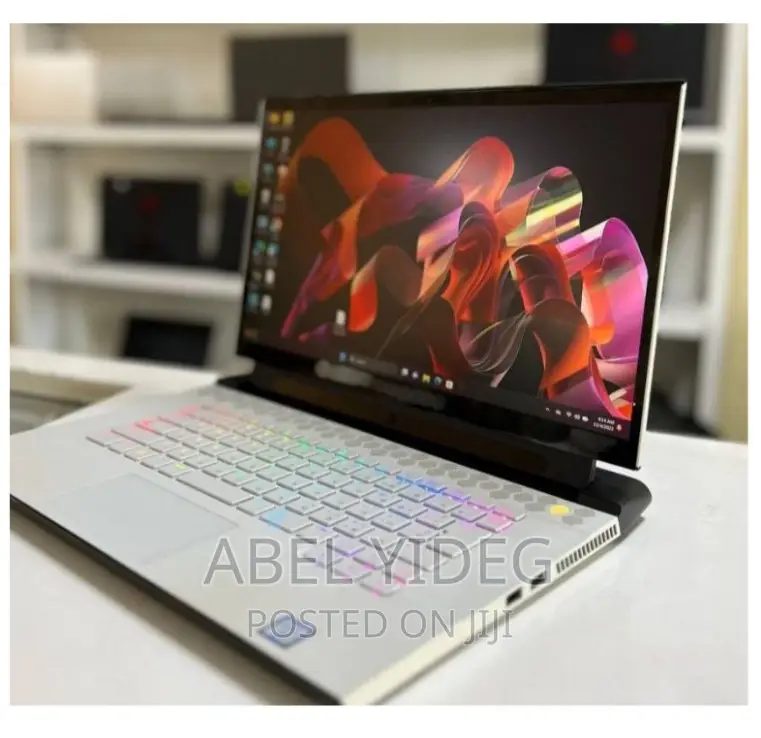 New Laptop Alienware Area-51m 16GB Intel Core I7 SSD 512GB