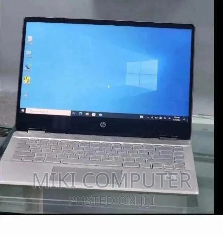 New Laptop HP Envy X360 8GB Intel Core i5 SSD 256GB