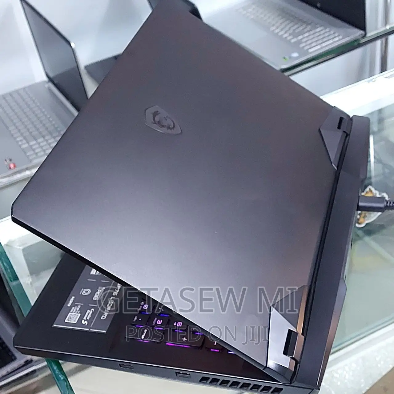 New Laptop MSI GP75 Leopard 16GB Intel Core I7 SSD 2T