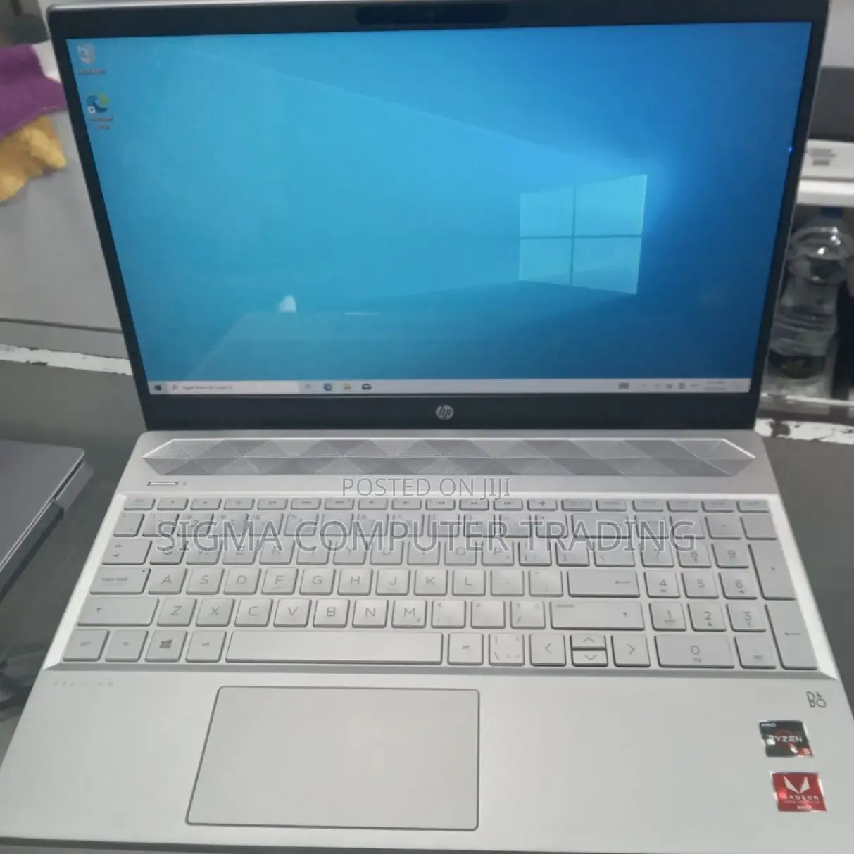 New Laptop HP Pavilion 15 8GB AMD Ryzen 5 SSD 512GB