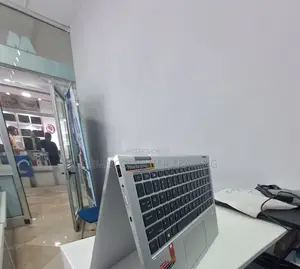 New Laptop HP EliteBook 1040 G4 16GB Intel Core I7 SSD 512GB