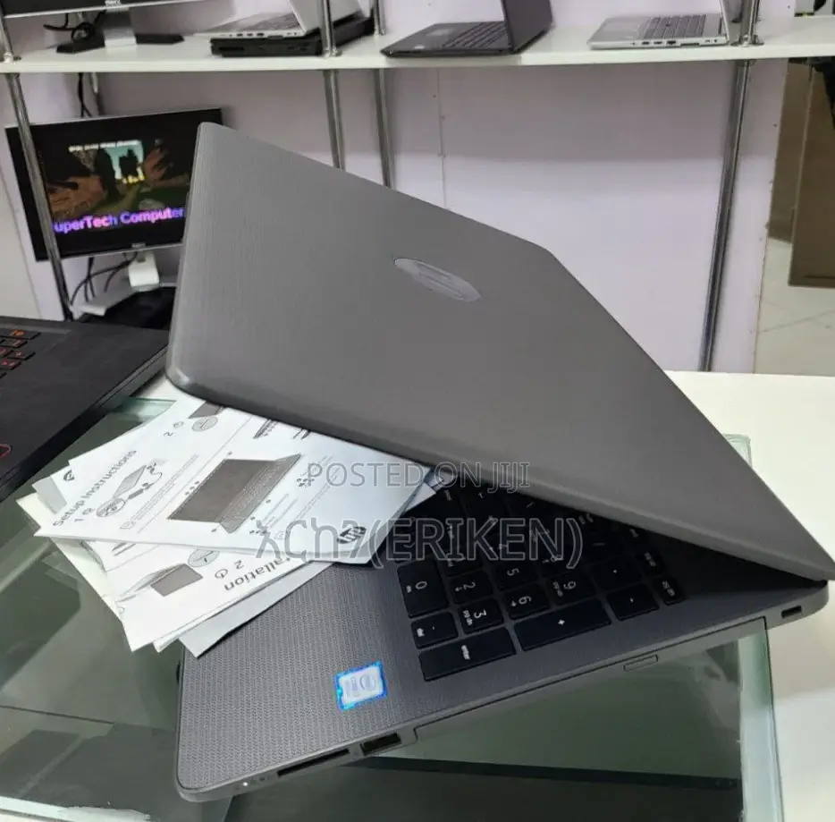 New Laptop HP Stream Notebook 8GB Intel Core I7 HDD 1T